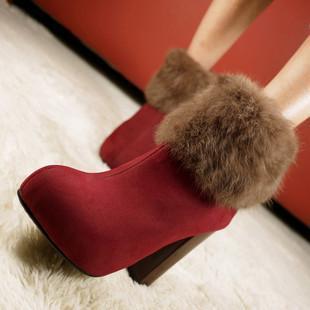 2012秋款粗高跟女兔毛高跟鞋尖头婚鞋