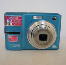 淘宝网特价秒杀　正品三洋S885普通数码相机　800万像素CCD　超薄卡片机