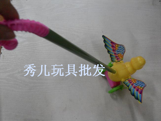 儿童学步玩具手推鸭子 玩具手推车 儿童玩具 小鸭子在类目 玩具/童车/益智/积木/模型, 幼儿爬行/学步/健身, 手推学步玩具中 - 来自Buy2taobao.com提供专业的淘宝代购服务
