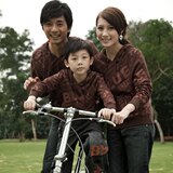 2010新款情侣秋装蓝天麦子情侣装501休闲帽衫+亲子装首选