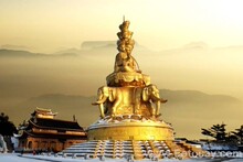 峨眉山/峨眉山旅游/乐山大佛纯玩二日游（送变脸晚会和乌木）