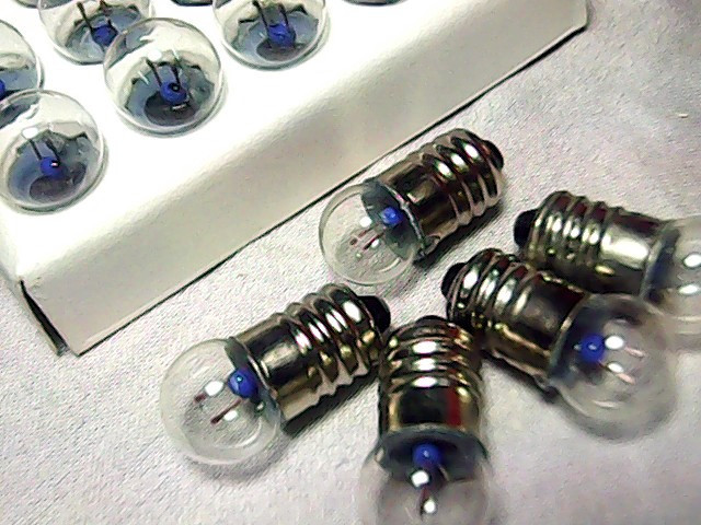 Bulb 2.5V 0.3A Luo mouth Flashlight bulb Screw E10 Experimental equipmentin the Home Daily , Home Hardware Tools , Lighting torches category - from Buy2taobao.com to provide professional Taobao agent buy service