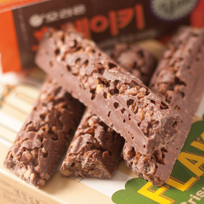 巧克力棒 粗粮饼干...