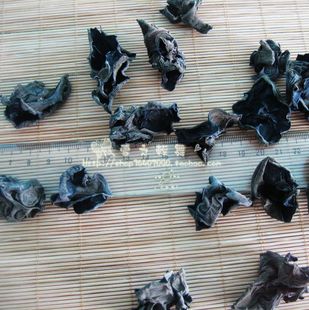  秋木耳；木耳；大兴安岭特产；东北黑木耳；产地直销无根肉厚爽滑