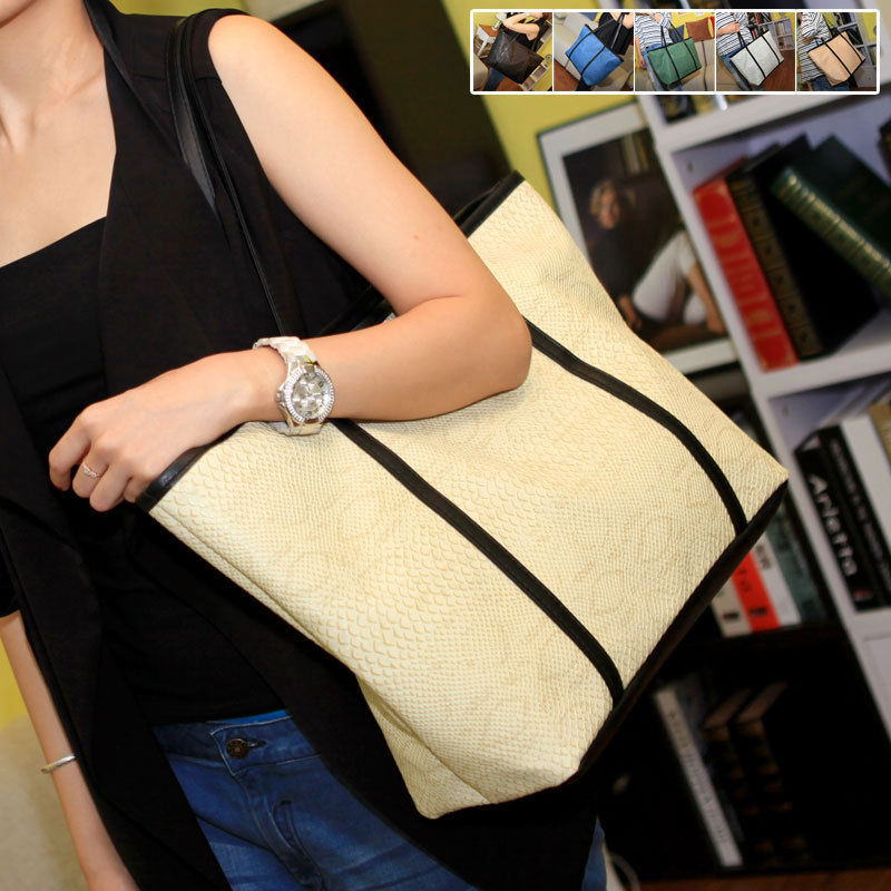 复古百搭蛇纹大容量...