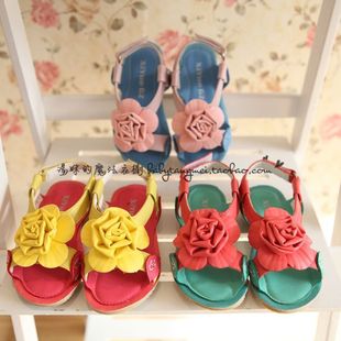  12新款女宝宝凉鞋 撞色花朵 女童凉鞋 超好品质 推荐