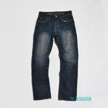 AmericanEagle 男直筒牛仔裤
