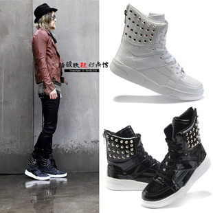  秋冬时尚靴 潮流男靴子英伦韩版男士高帮板鞋 户外靴铆钉街舞潮靴