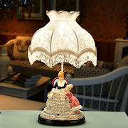 欧式田园陶瓷婚庆台灯 客厅书房卧室床头台灯创意北欧蕾丝台灯