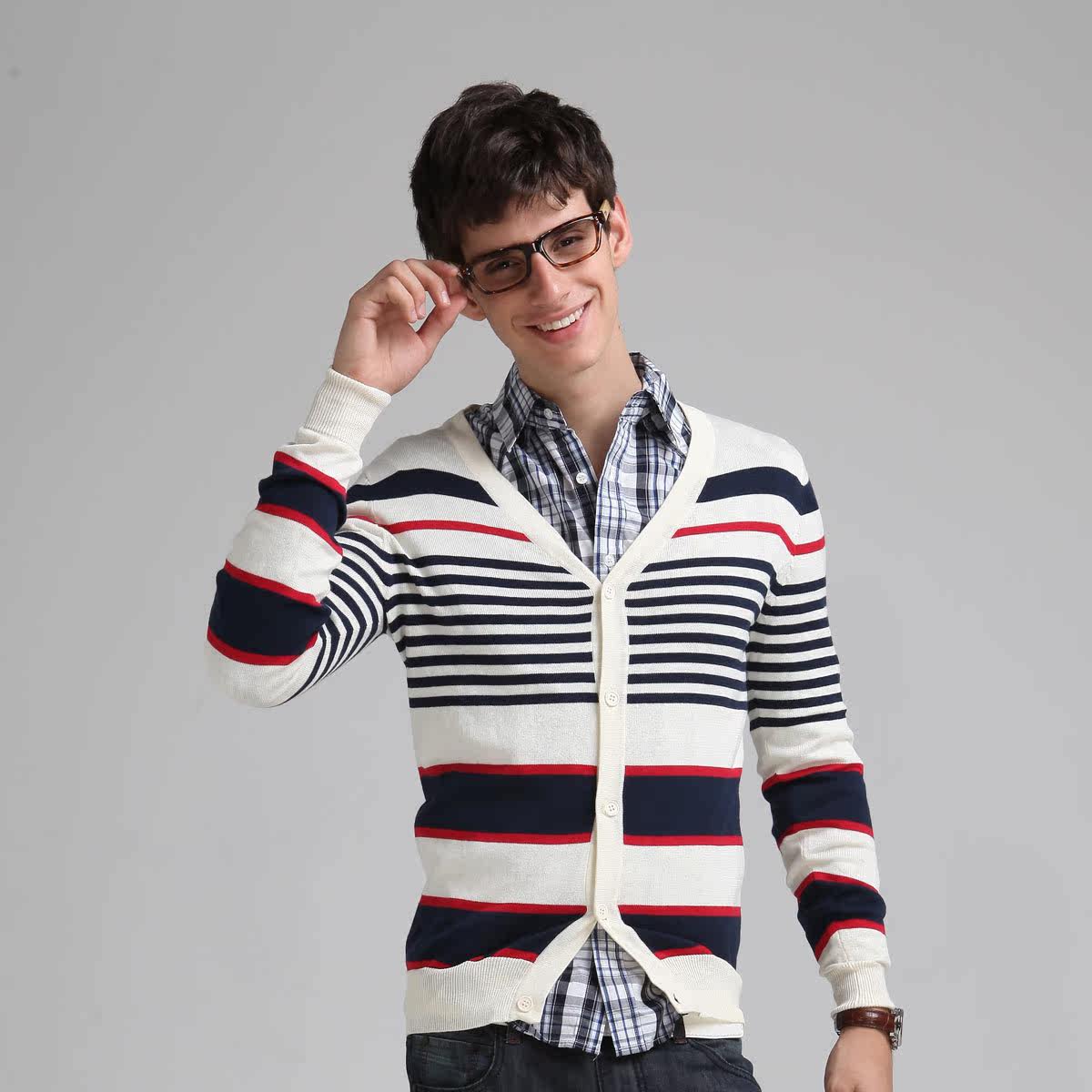 【<em>唐狮开衫</em>毛衣】最新排行榜_laohu316_新浪