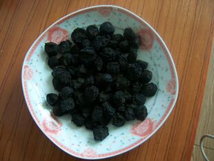  久咳克星-乌梅 老乡家收购的纯天然烟火熏制果肉饱满！大赞！一斤