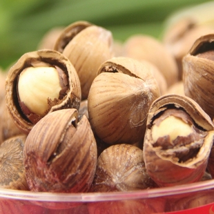  特价乐津津新货 美食美味碳烤榛子开口红榛子250g 吃了不上火