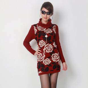 有一个T恤,在我们商场里看到的,是大朵的牡丹