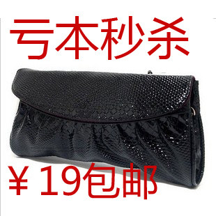 新款达芙妮春季韩版2012手拿包手包晚宴包2011链条包单肩包 女包