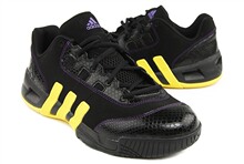 现货 Adidas阿迪达斯 男子篮球鞋 TRUE TEAM LOW G49315