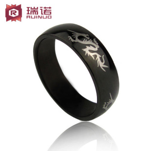  瑞诺 韩版钛钢饰品 本命年龙魂戒子 男士戒指/戒指 黑色尾戒 刻字
