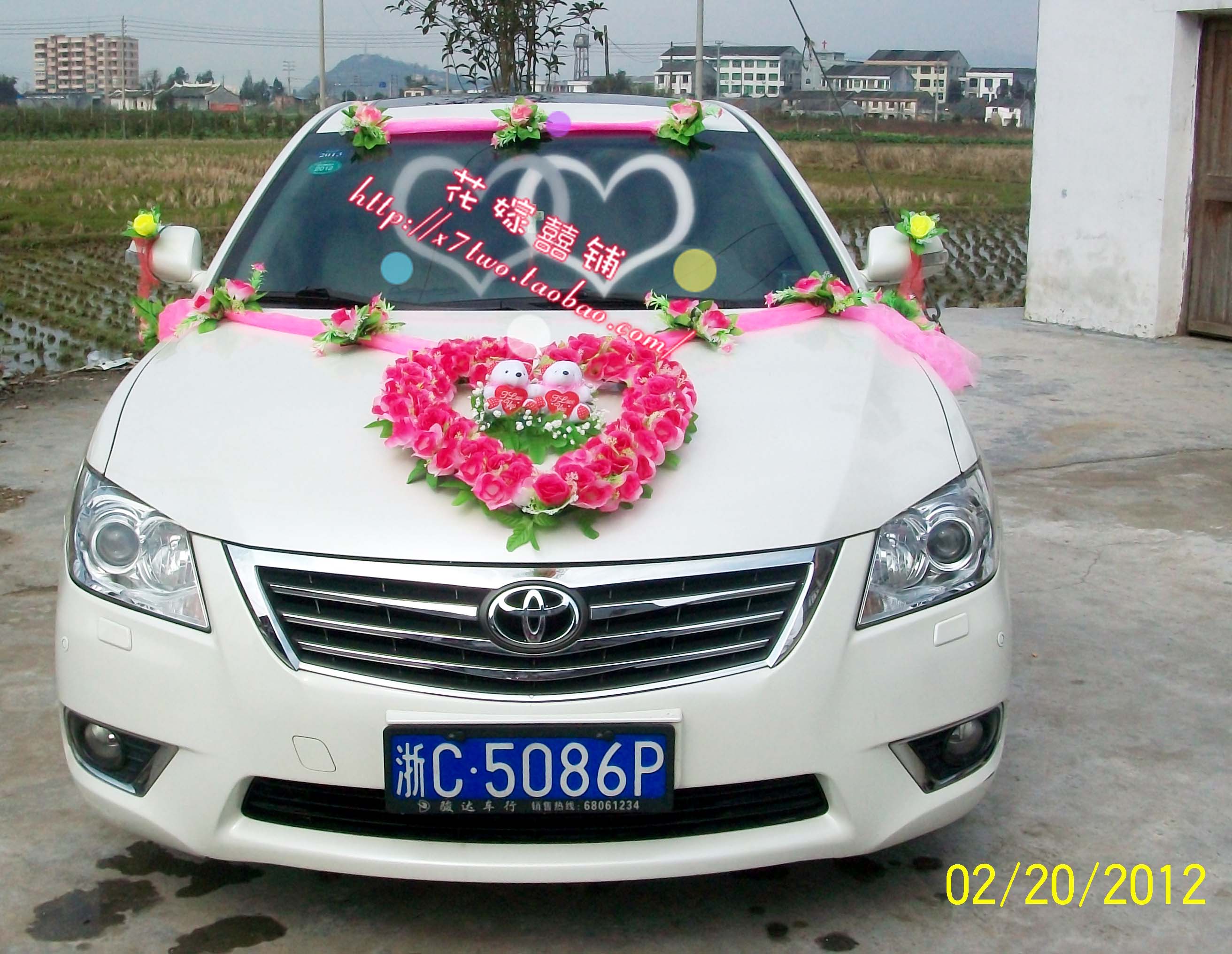 Wedding flowers car decoration