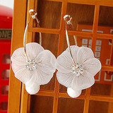 特价MBox正品 2010 超热卖HT040纯洁白色磨砂花朵耳环