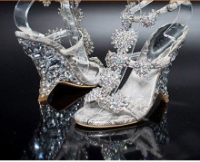 miumiuˮ����ЬŮˮ��Ь��Ь���߸��¸�Ь��óԭ������ˮ��ЬŮЬ