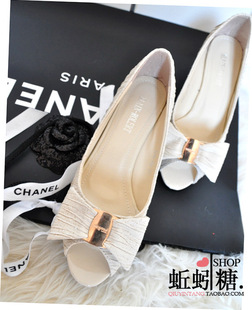  经典大牌款 褶皱布面蝴蝶结 坡跟鱼嘴中跟凉鞋