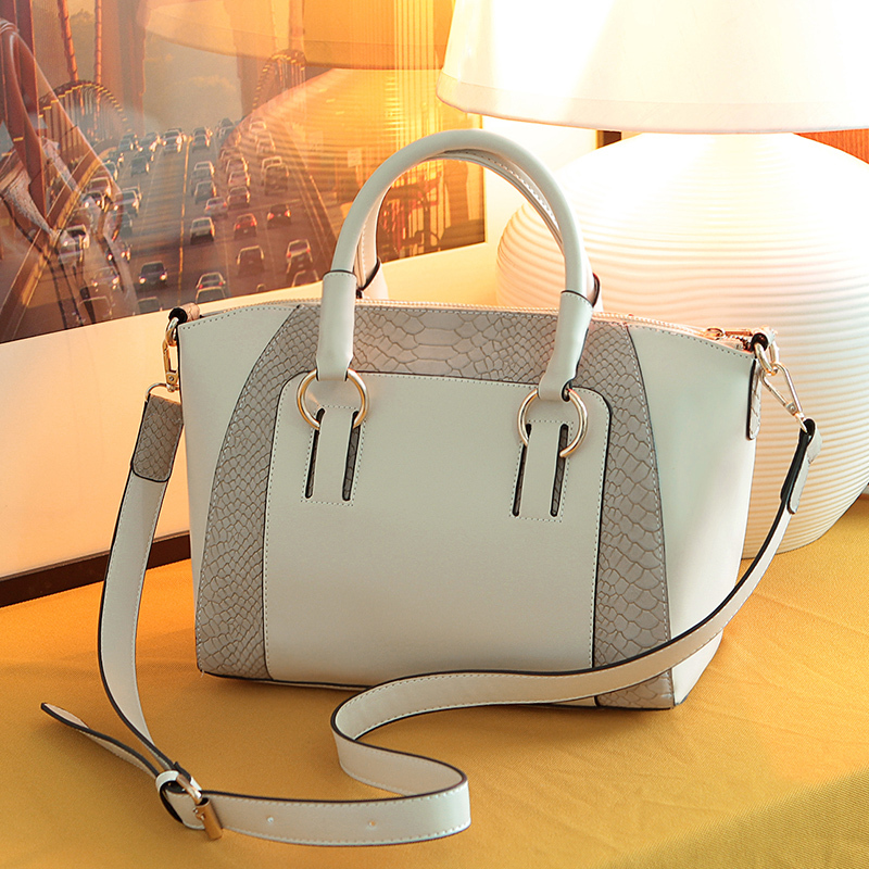 脸包囧脸米白色蛇纹...