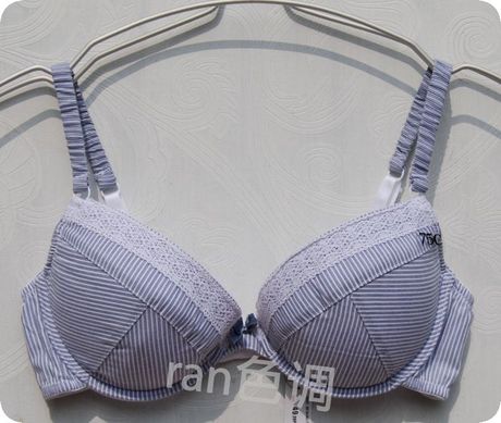 【RESERVED外贸 大罩杯 <em>文胸</em>】<em>70B75A75B</em>