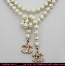 [Chanel] de productos auténticos importados desde el extranjero collar de perlas de oro de la cadena de oro de doble hebilla suéter LOGO de pequeños Hong