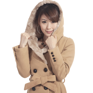 容悦 2011冬新款双排扣大毛领女装厚外套\蝴蝶结腰带驼色毛呢大衣