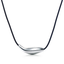 Un nuevo especial de artículos de plata comercio exterior] [TIFFANY de plata joyas de plata collar de cuero frijoles cable doble