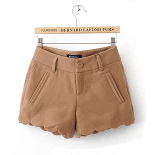  秋冬新款韩版波浪边修身显瘦羊毛呢子全内衬靴裤女款毛呢短裤