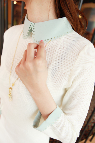 好好看的一款打底衫花瓣领水纹OP！