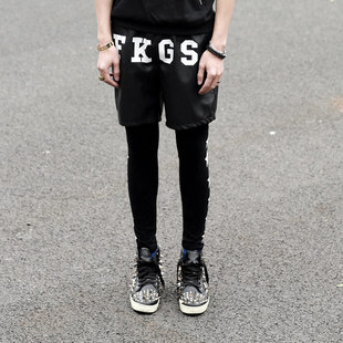 2014新款原创潮男字母<em>印花皮短裤</em>打底裤T台个