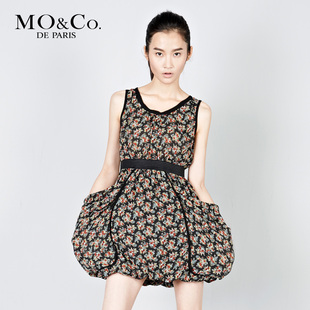 MO&Co. 摩珂 2012春夏新品 M111SKT44高腰灯笼下摆碎花连衣裙