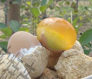  皮蛋 变蛋 变鸡蛋皮蛋无铅 河南变蛋 土鸡蛋制松花蛋 非包邮