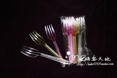 一次性叉子/一次性塑料叉/塑料叉子/西餐叉 3元10包 每包10支在类目 餐饮具, 餐具, 水果叉/水果签中 - 来自Buy2taobao.com提供专业的淘宝代购服务