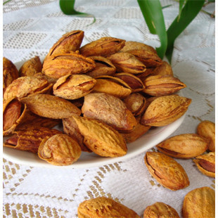  特级 新疆纸皮巴旦木 壳杏仁 250g 特产零食 干果坚果