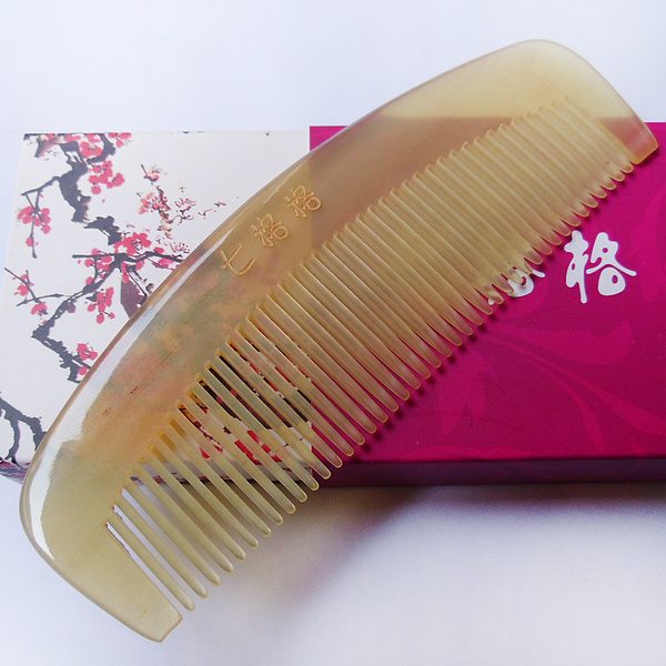 正品天然 白牛角梳子 白角梳耐用 防静电按摩梳 防脱按摩直发梳|msdalam kategori keluarga/Alat Pembersihan peribadi, Peralatan pembersihan penjagaan diri, com/Cermin mudah alih, com/solek com/urut sikat - dari Buy2taobao.com untuk memberikan perkhidmatan ejen Taobao profesional membeli