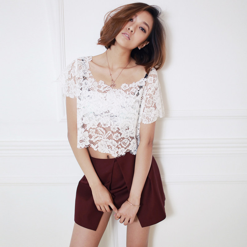 短款小罩衫蕾丝<em>女上衣</em>修身<em>短袖</em>镂空 性感露脐