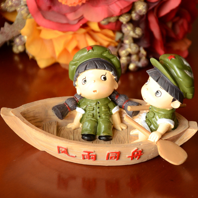 革命爱情系列树脂摆件...