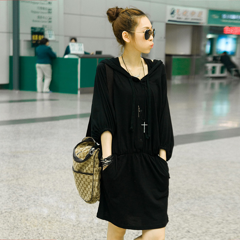 红色服饰 春装新品2011 夏装新款韩版女装纯色七分袖连衣裙2788 价格:98.00