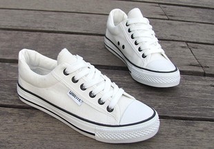  爆款潮流男女士帆布鞋工作板鞋情侣款低帮系带黑白色学生休闲鞋子