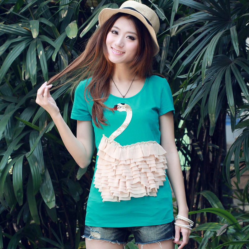 时尚体恤修身显瘦...