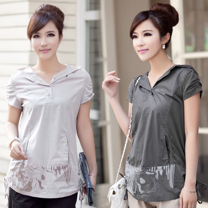 <span class=H>江南布衣</span>风2012 夏装正品牌女装 拼接时尚纯棉印花短袖带帽T恤