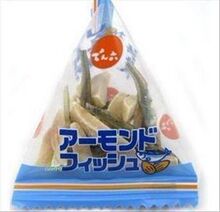 日本直送天六高钙杏仁小鱼干5.5g单包