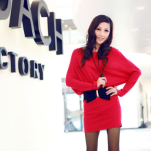 韩国设计大红色蝙蝠袖套头宽松毛衣　胖ＭＭ大码显瘦毛衣
