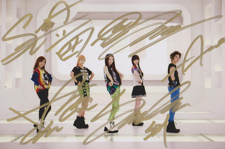『冲钻』韩国明星签名<em>照片FX</em>组合<em>F(x)</em>亲笔签名