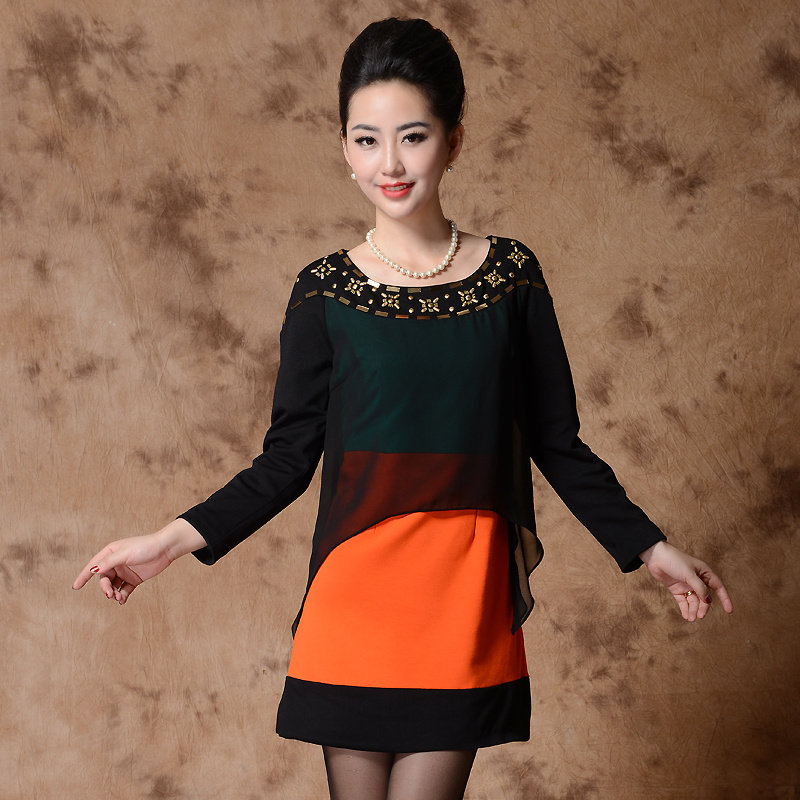 LY1038/2012新秋女装 韩版撞色拼接钉珠假两件套长袖针织连衣裙