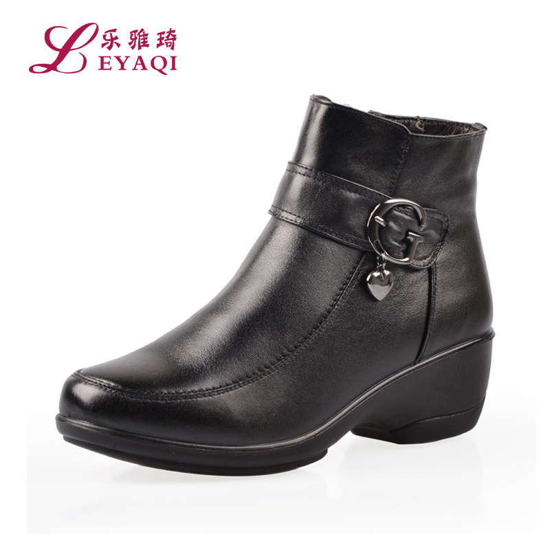 乐雅琦 妈妈鞋真皮棉鞋 坡跟保暖短靴中跟 加厚棉靴子 女 4710