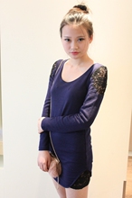 2011新款秋冬欧美蕾丝拼接长袖打底衫 中长款内搭T