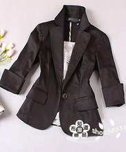 <span class=H>2010</span><span class=H>秋装</span>新品 百搭修身短款小西装 小外套  有黑色奶白色 大码